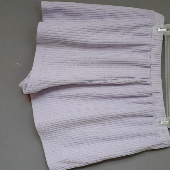 Clothes - Picture 4 of 5